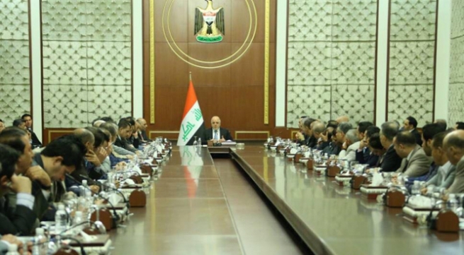  عەبادی: نامانەوێ بچینە ناو شەڕی بەرە جیاوازەکان 